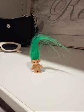 Amazon Green-Haired Troll Figurine
